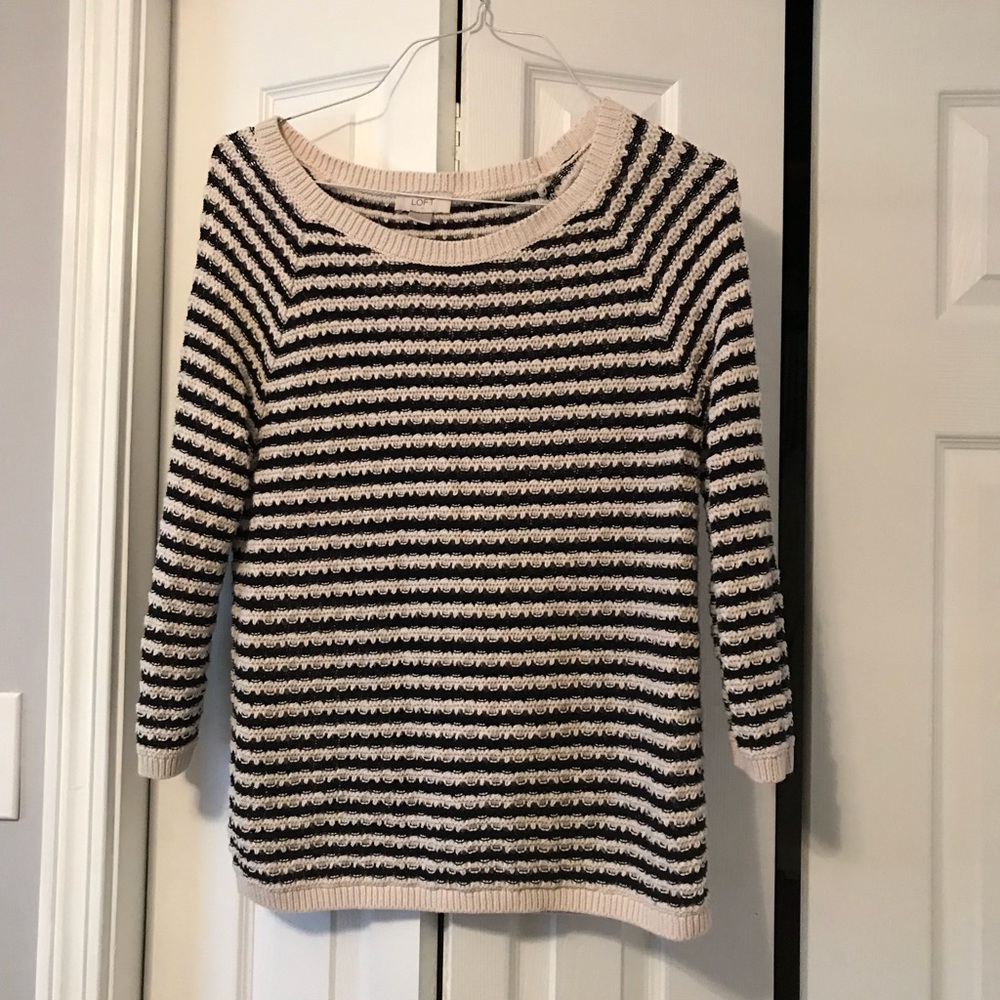 SALE/Women’s Loft size Large 3/4 sleeve length - Picture 2 of 8
